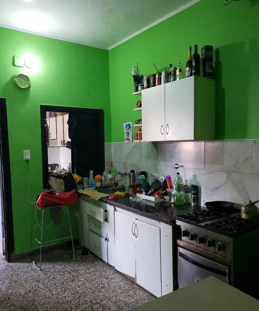 Casa en venta - 2 Dormitorios 1 Baño - 100Mts2 - Berazategui 5