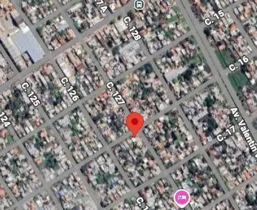 Casa en venta - 2 Dormitorios 1 Baño - 100Mts2 - Berazategui 2
