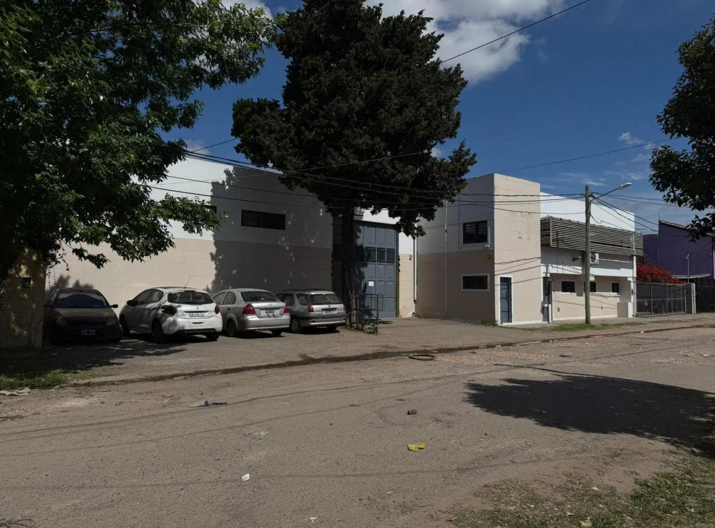 Edificio Comercial en venta - Oficinas - Baños - Cochera - 1.000Mts2 - Ituzaingó 3