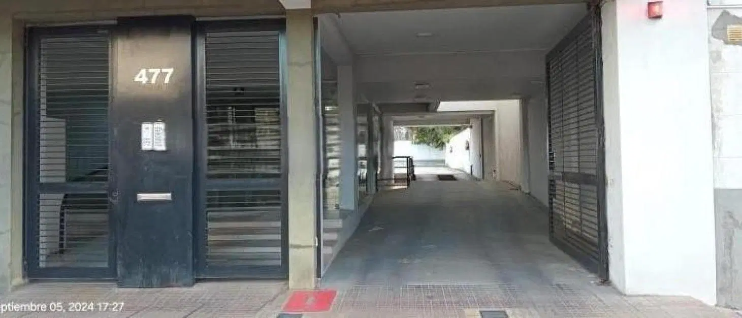 Cochera en venta - 10Mts2 - La Plata 4