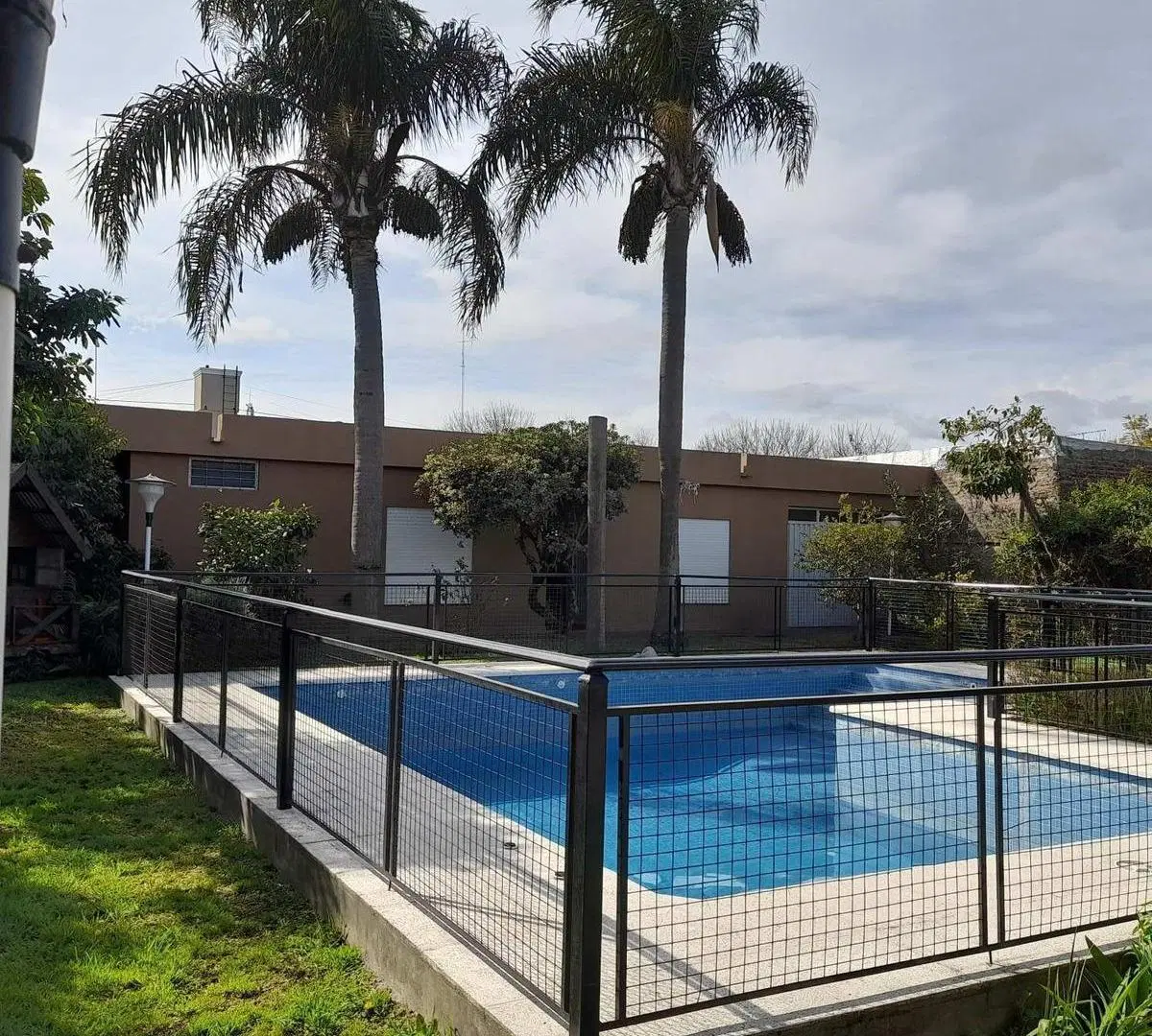 Casa en venta - 4 Dormitorios 4 Baños - 780,64Mts2 - Marcos Paz 5