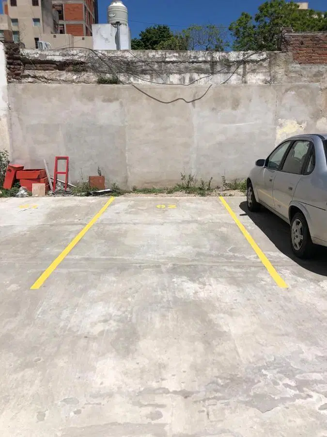 Cochera descubierta venta  16mts2 - La Plata 5