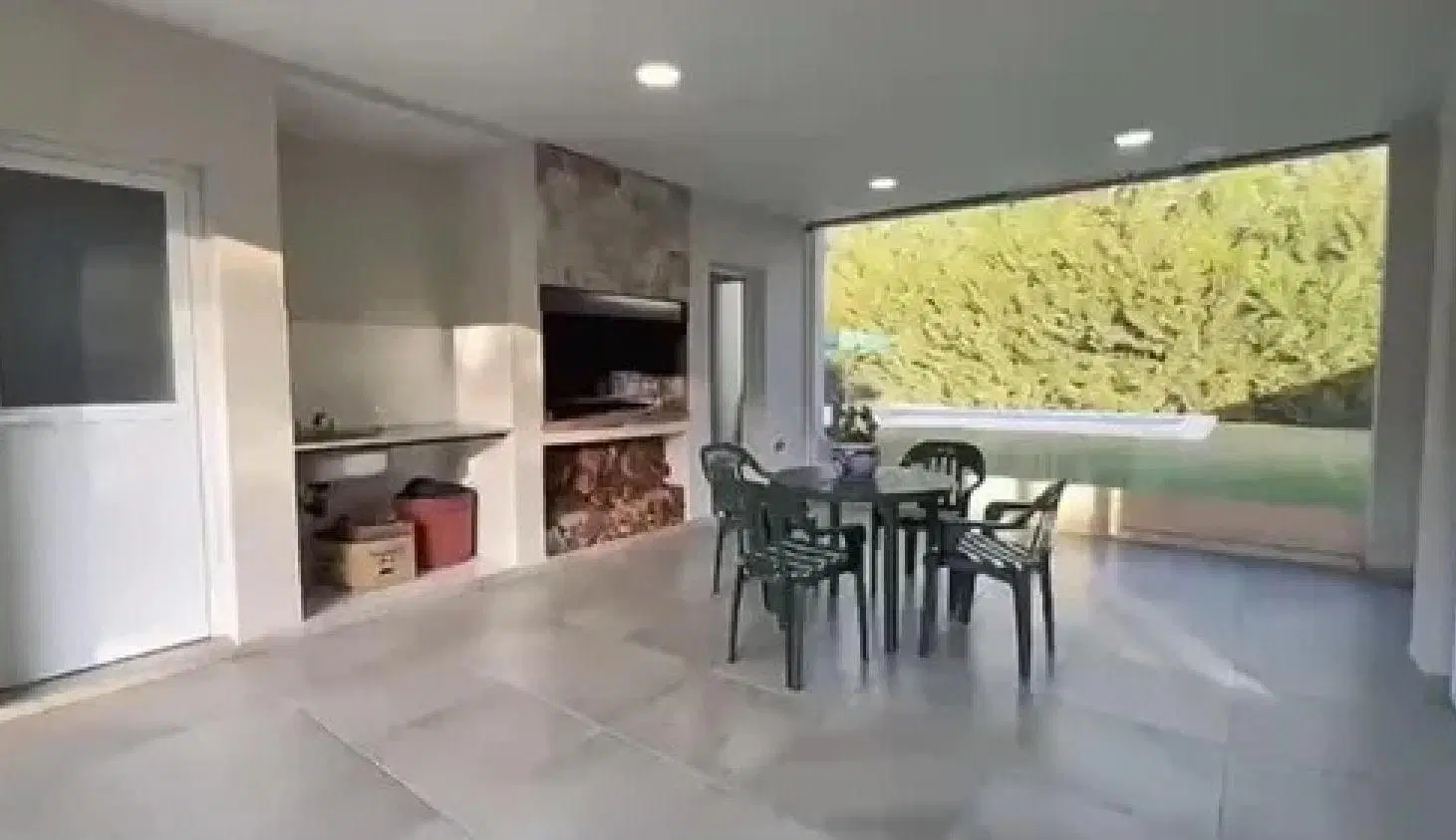 Casa en venta - 4 Dormitorios 3 Baños - Verónica 3
