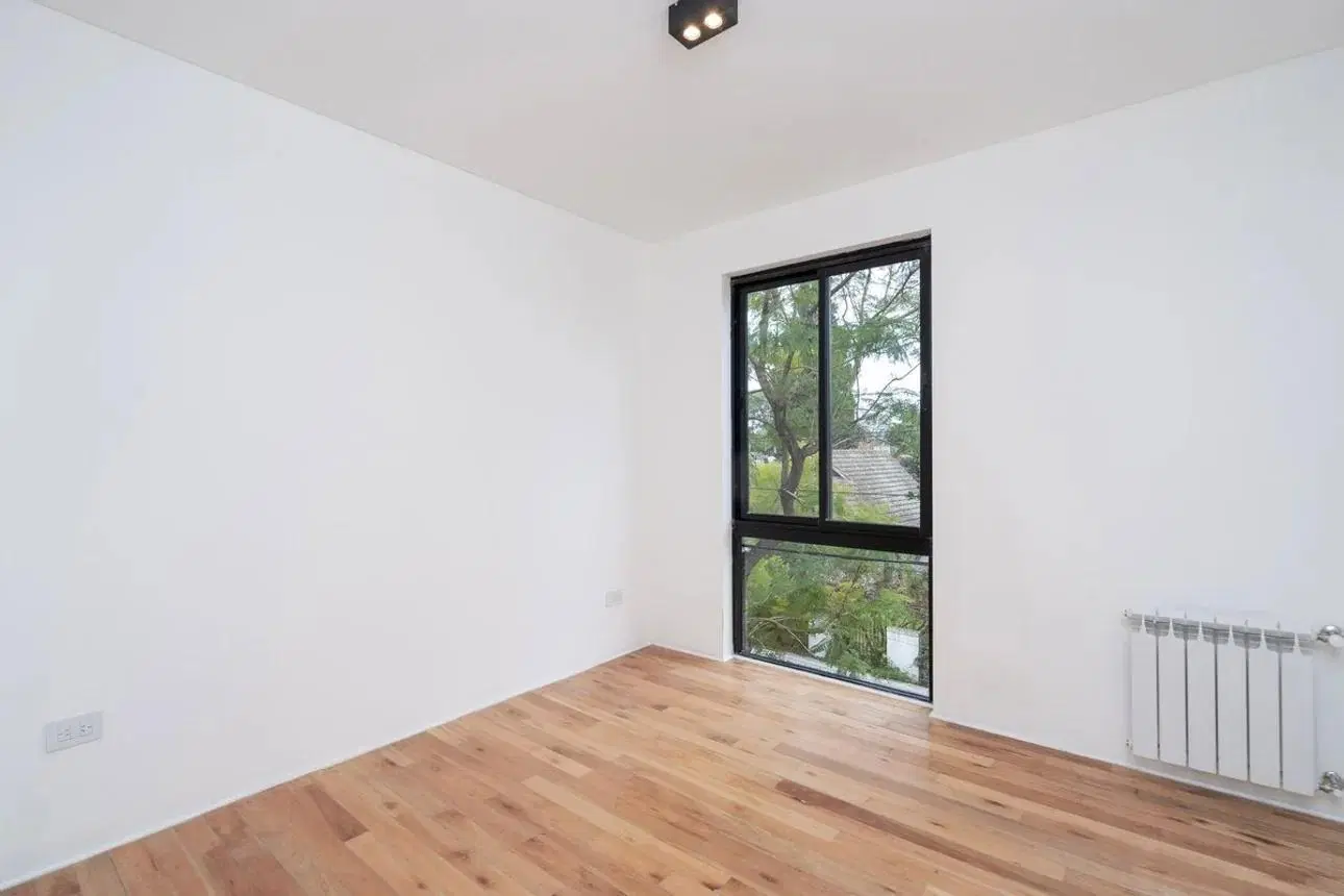 Departamento en venta - 1 Dormitorio 1 Baño - Cochera - 69.6Mts2 - Adrogué 5