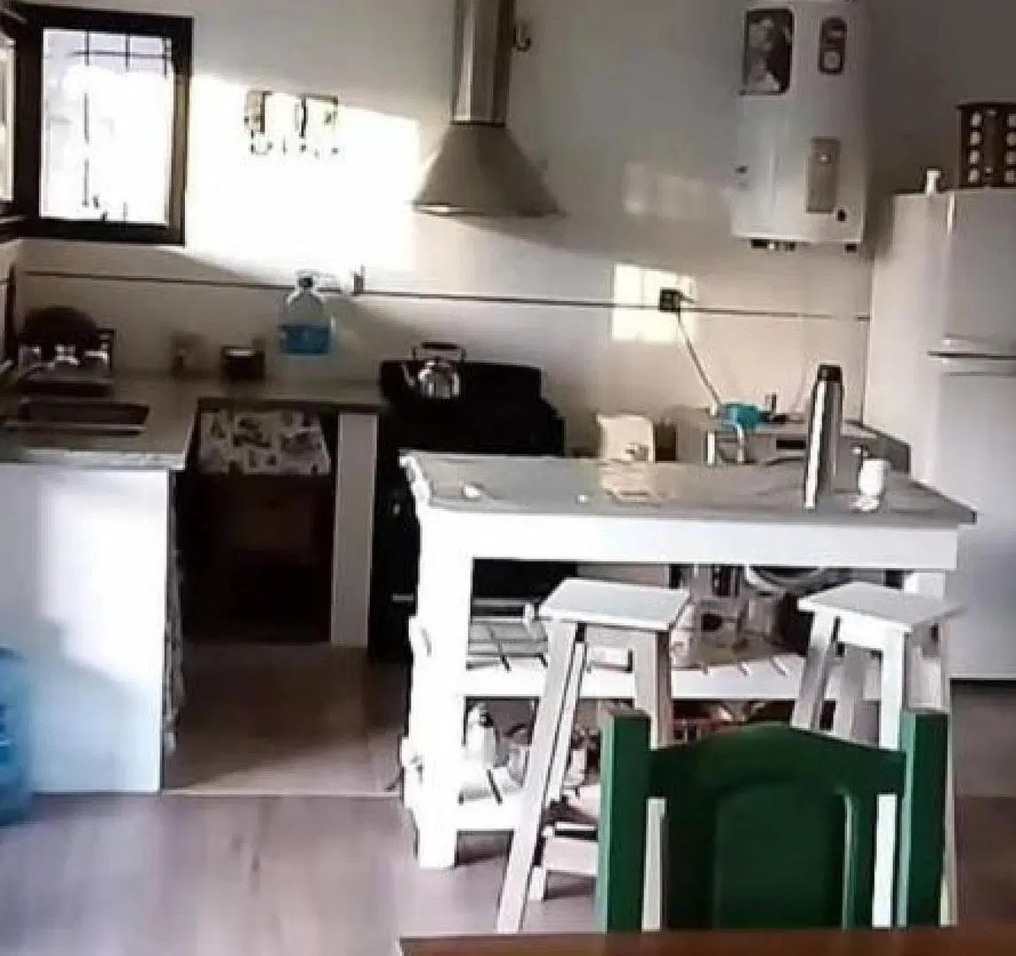 Casa en venta - 2 Dormitorios 1 Baño - Cochera - 443Mts2 - Pergamino 5