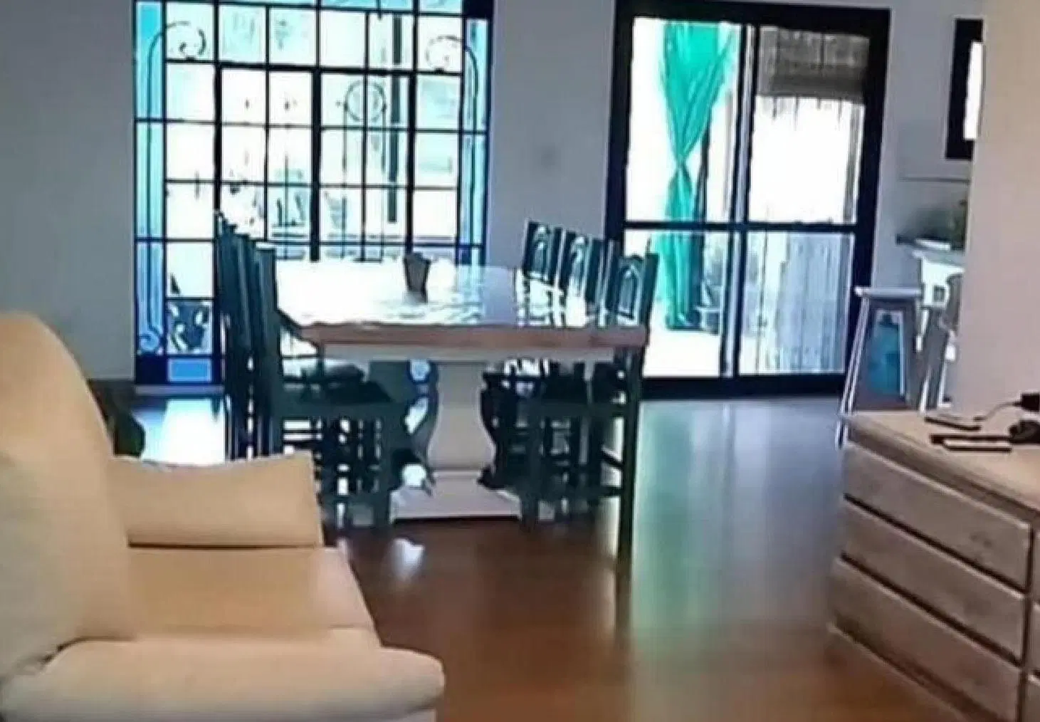 Casa en venta - 2 Dormitorios 1 Baño - Cochera - 443Mts2 - Pergamino 4