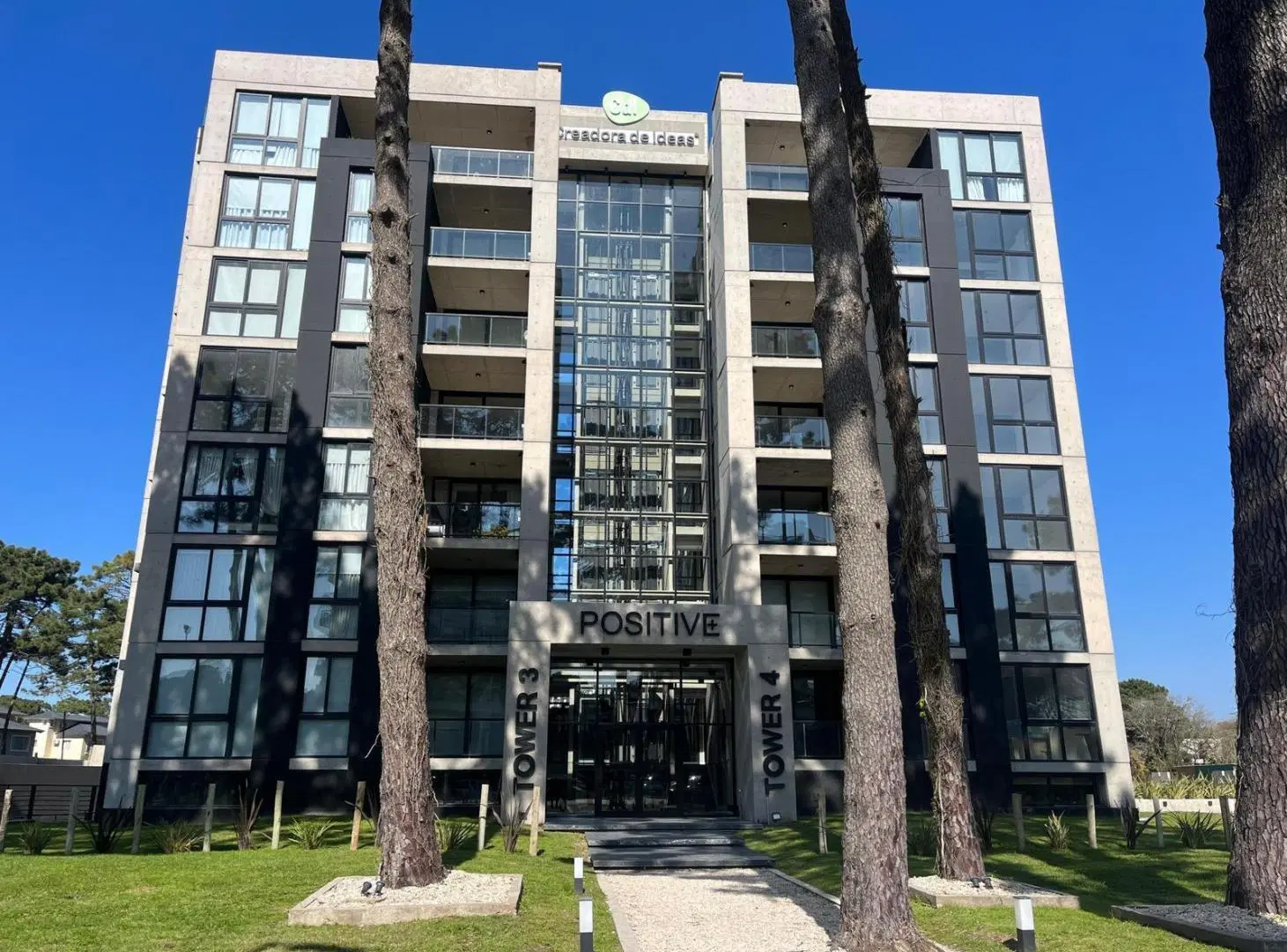 Departamento en venta - 2 Dormitorios 2 Baños - Pinamar 3
