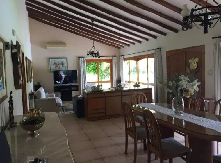 Casa en venta - 5 Dormitorios 3 Baños - Cocheras - 30.780Mts2 - Rama Caída, San Rafael 5