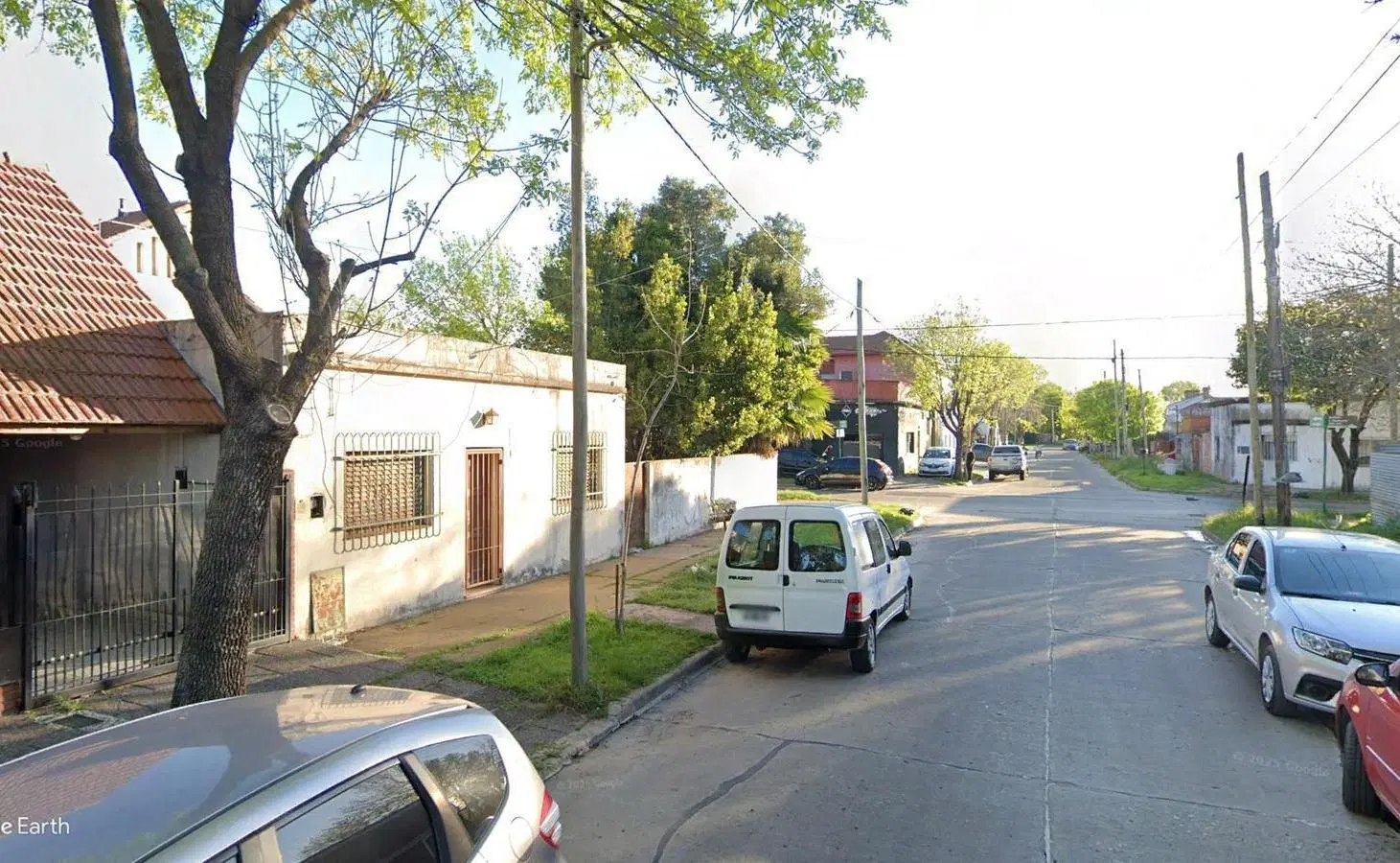 Casa en venta - 2 Dormitorios 1 Baño - Luis Guillón 5