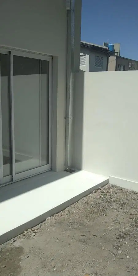 Dúplex en venta - 2 dormitorios 1 baño - cochera - 83mts2 - Los Hornos, La Plata 8