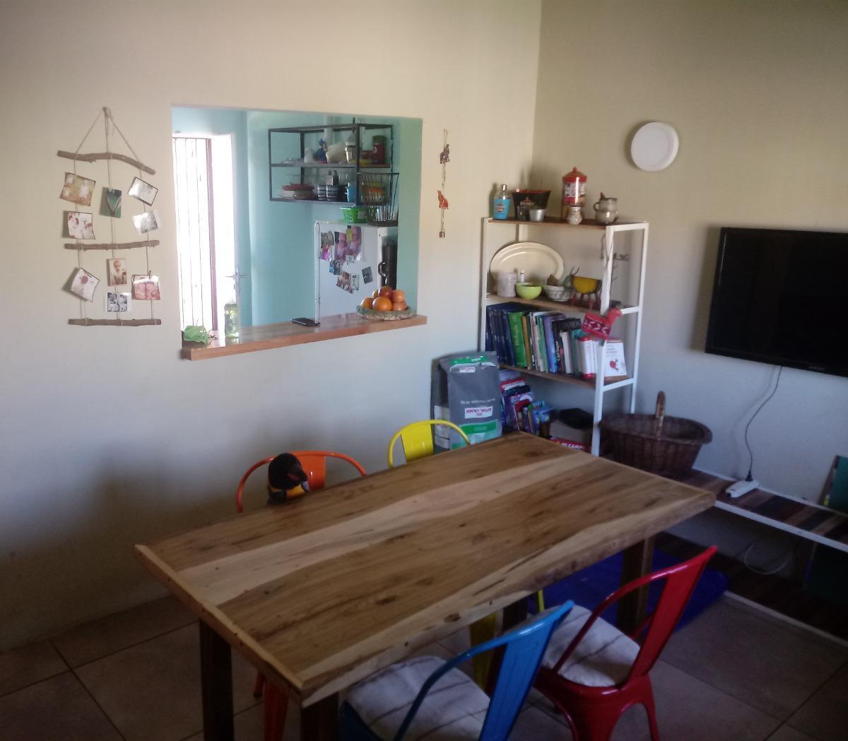 Casa en venta - 2 Dormitorios 1 Baño - Cochera - 538Mts2 - Balcarce