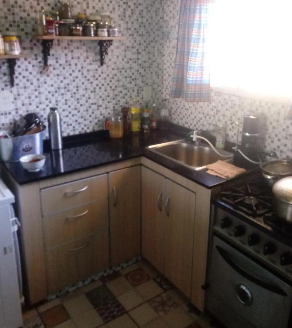 Casa en venta - 2 Dormitorios 1 Baño - Cochera - 538Mts2 - Balcarce 3