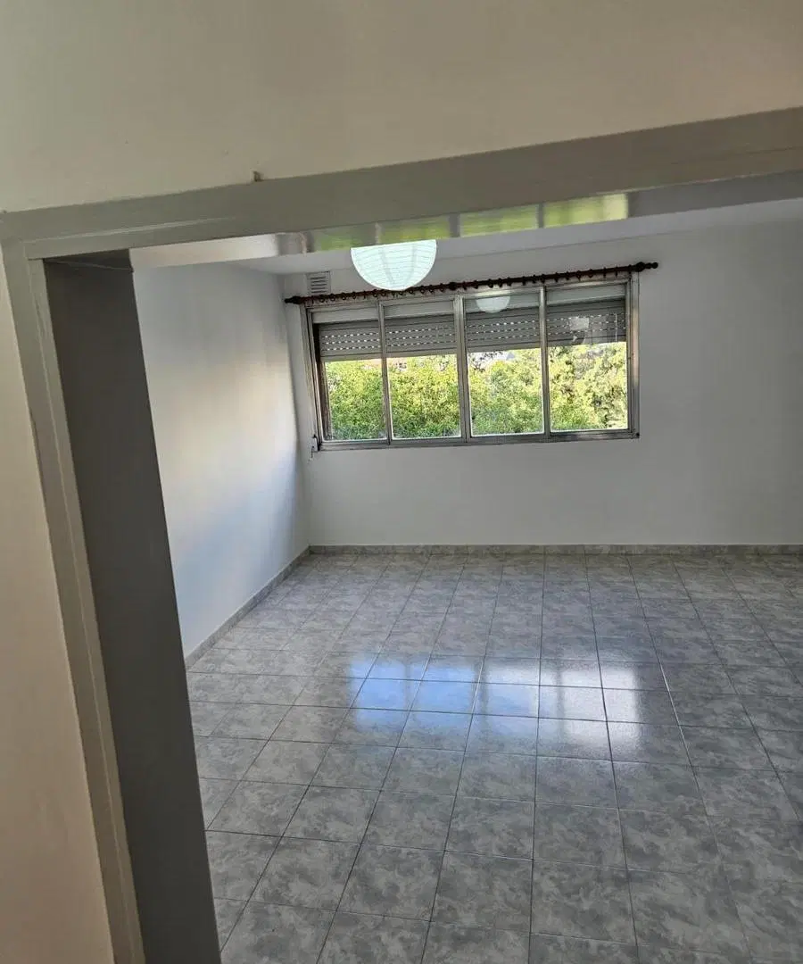 Departamento en alquiler - 2 Dormitorios 1 Baño - Parque Avellaneda 3