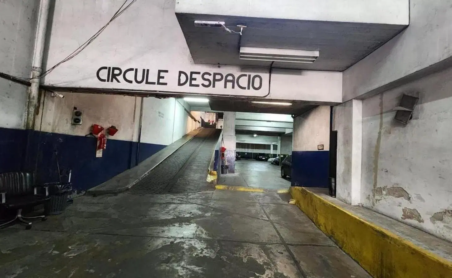 Cochera en Venta - 12mts2 - San Nicolas 3