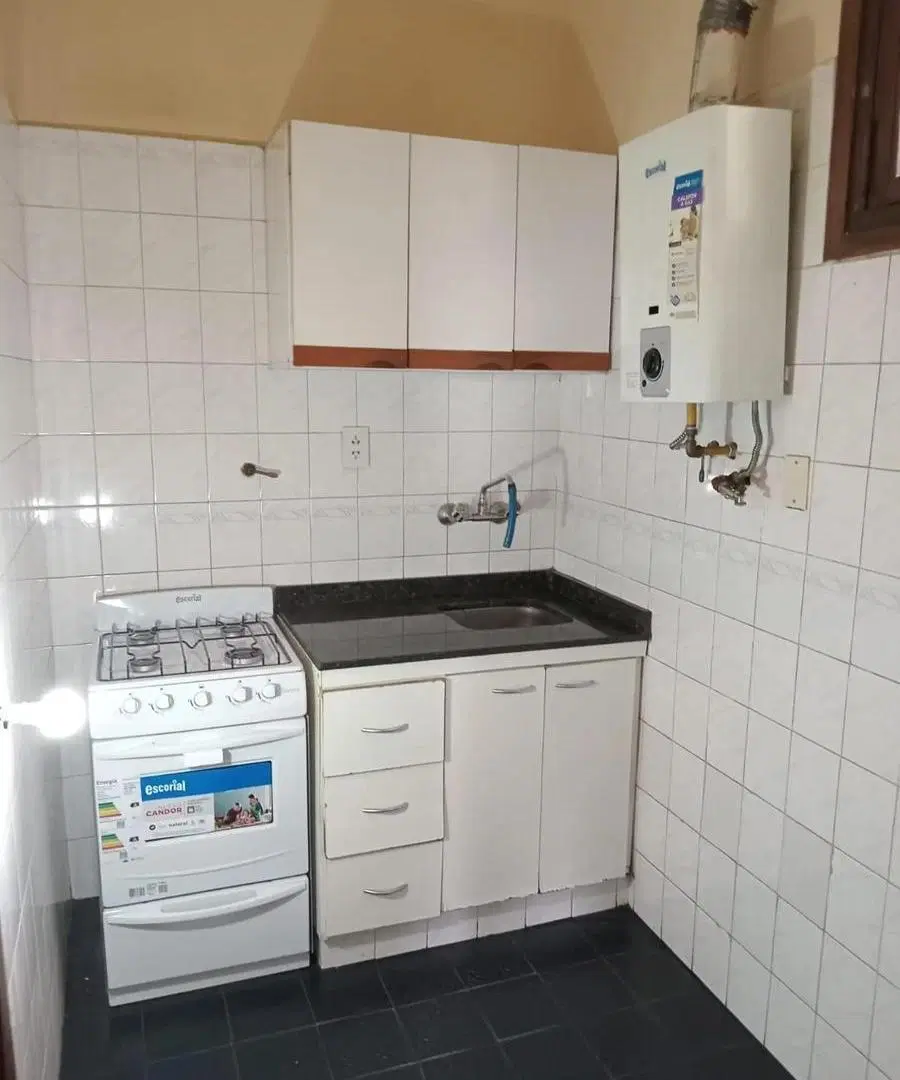 Departamento en venta - 2 Dormitorios 1 Baño - Ciudadela 3