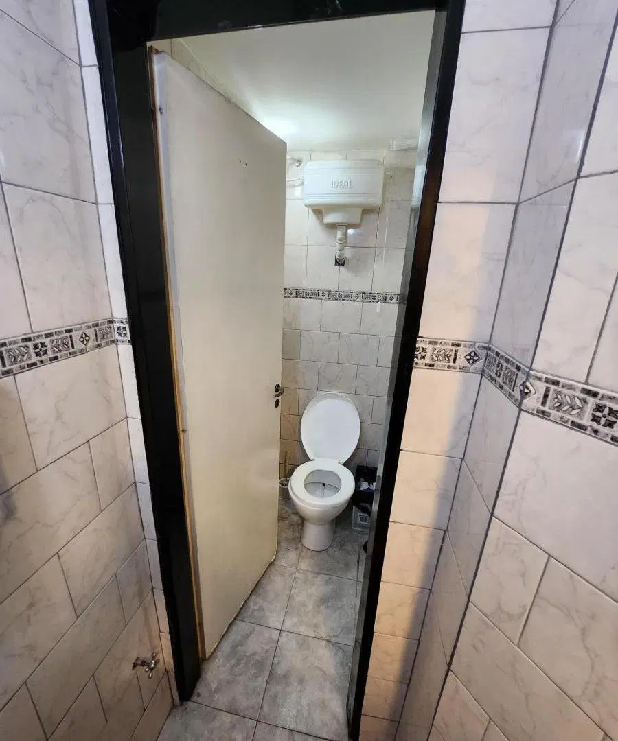 Local en venta - 2 Ambientes 2 Baños - 85Mts2 - Monserrat 3