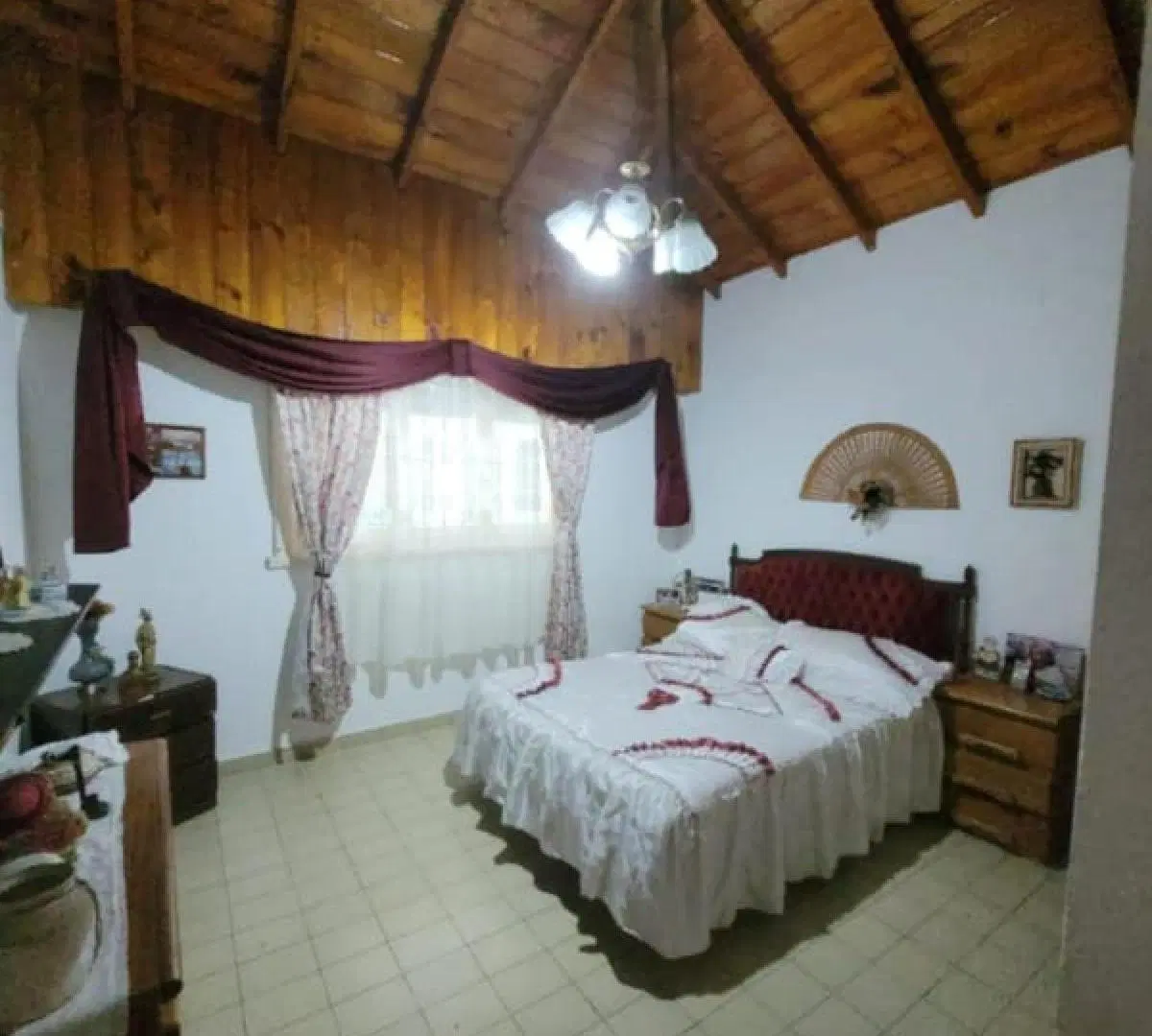 Casa en venta - 2 Dormitorios 3 Baños - Sierra de Los Padres 3