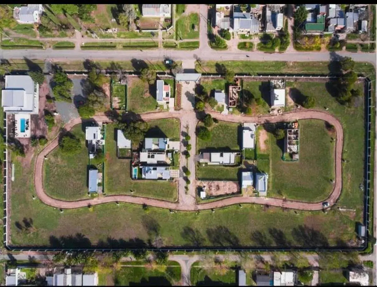 Terreno en venta - 233Mts2 - Altos del Plata, La Plata 3