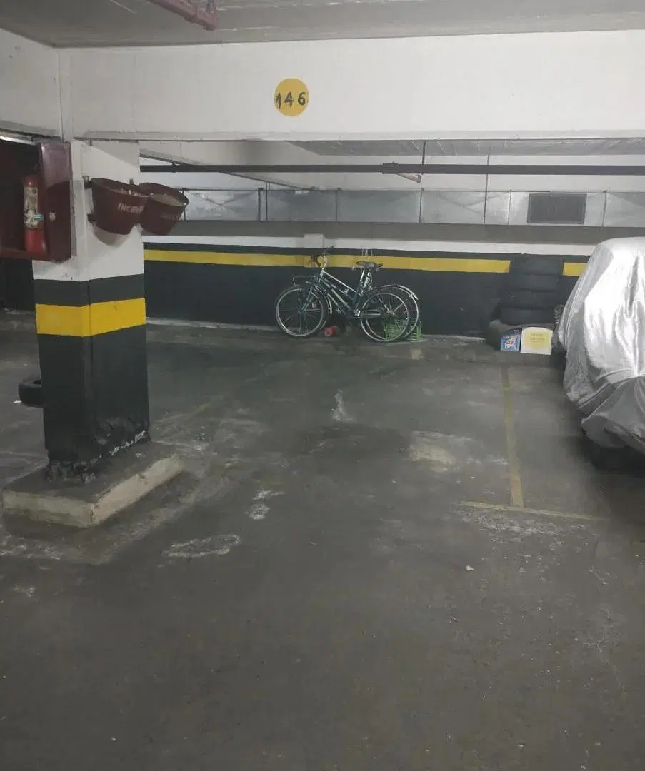 Cochera en venta - 15mts2 - Belgrano 3