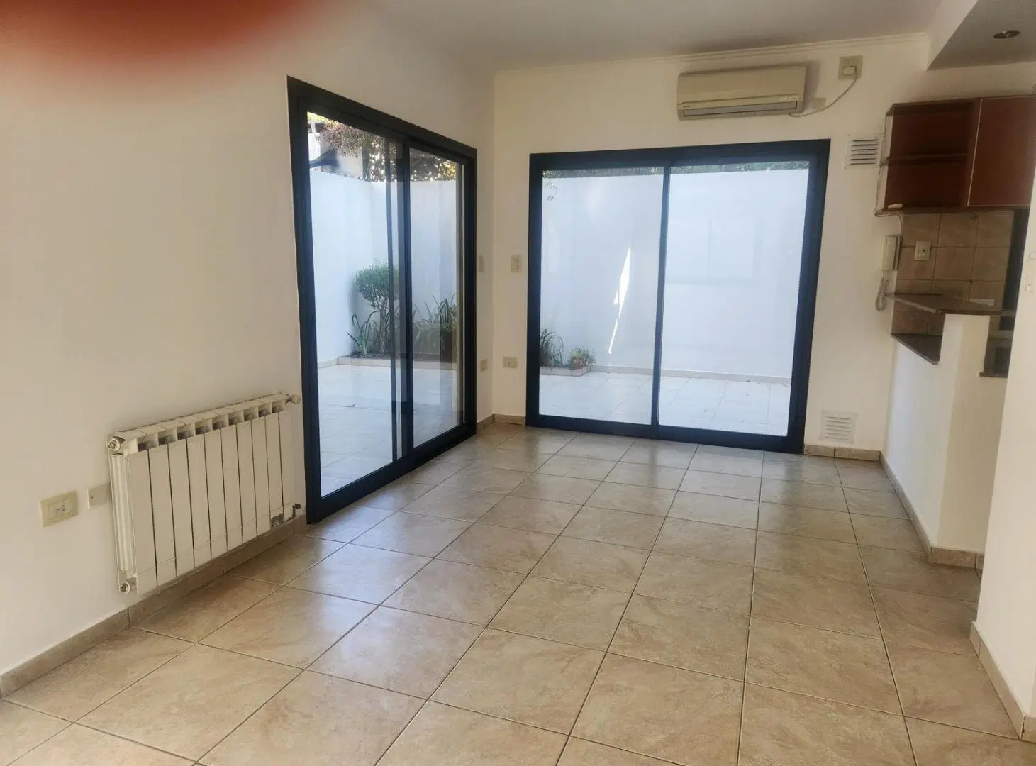 Departamento en alquiler - 2 Dormitorios 4 Baños - Adrogue 5