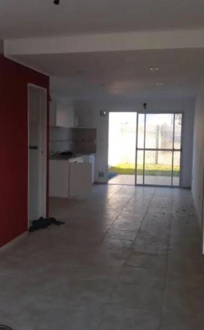 Dúplex en venta - 2 dormitorios 2 baños - 2 Cocheras - 75mts2 - City Bell, La Plata 3