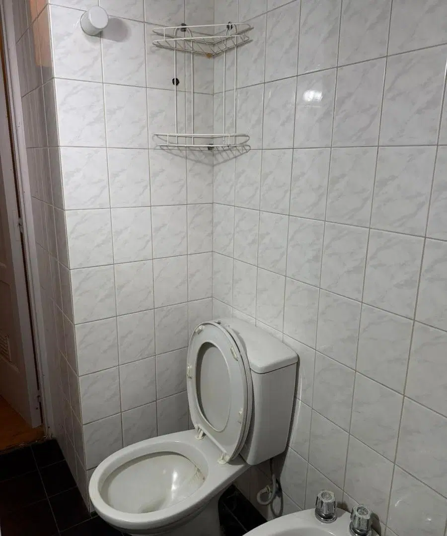 Casa en alquiler - 2 Dormitorios 1 Baño - La Plata 3