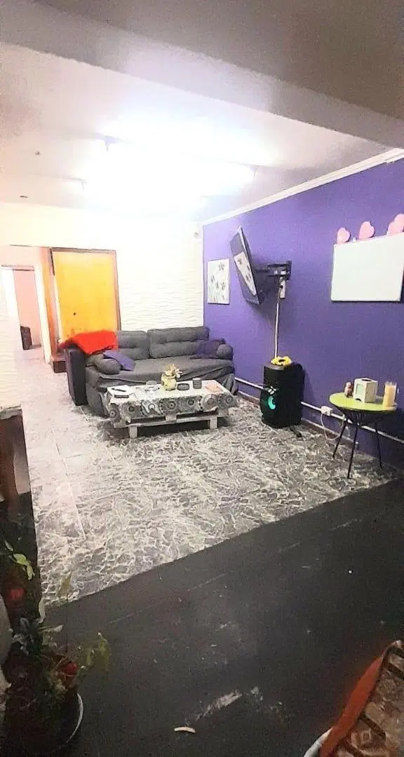 Casa en venta - 3 Dormitorios 1 Baño - Cochera - 200Mts2 - Rawson 2