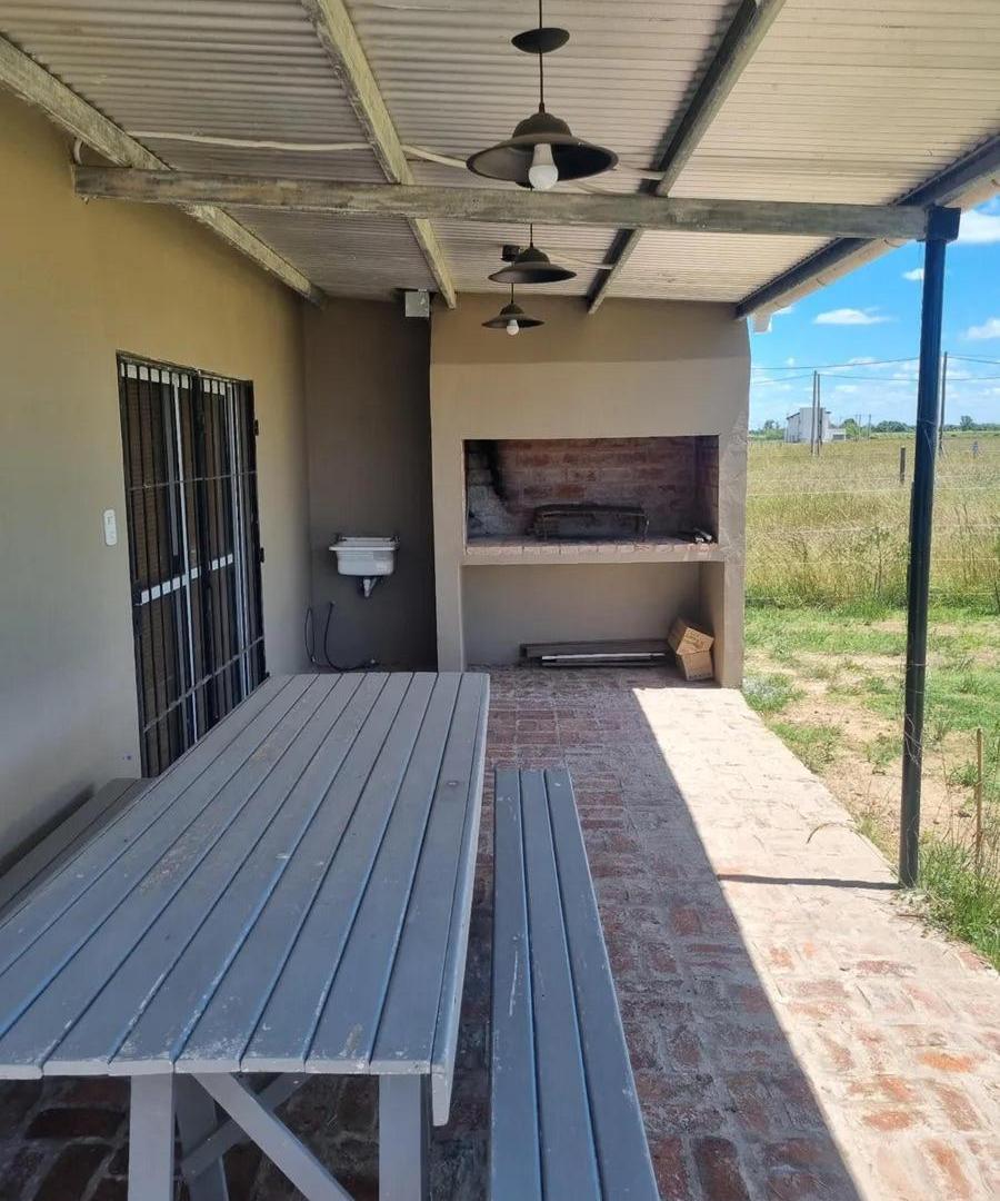 Foto de Casa en venta - 2 Dormitorios 1 Baño - Navarro, imagen 5