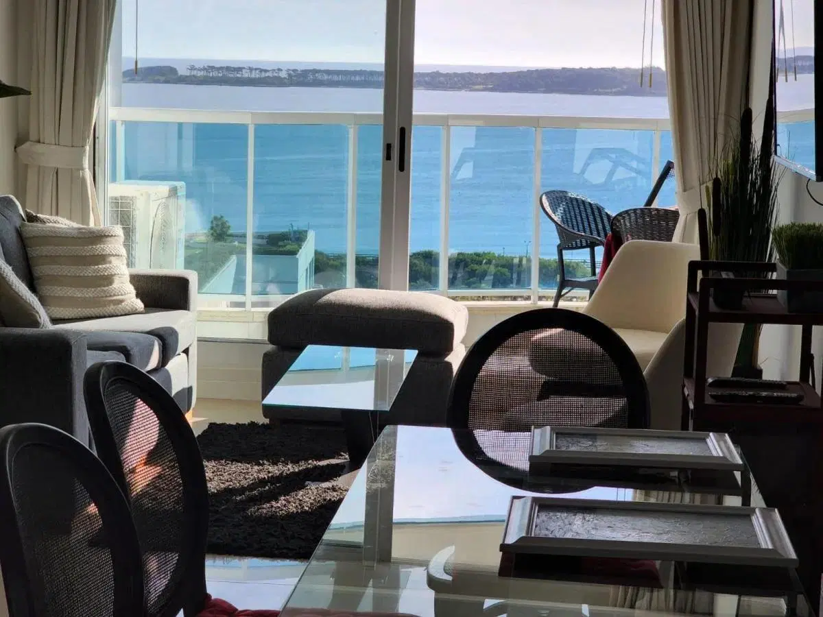 Departamento en venta - 2 dormitorios 3 baños - Cochera - 122mts2 - Playa Mansa, Punta del Este 5
