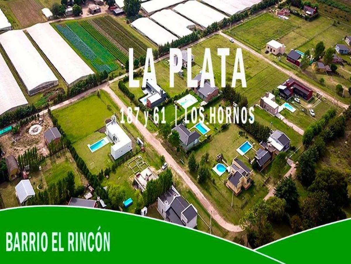 Foto de Terreno en venta - 960 mts2 - Los Hornos, imagen 2