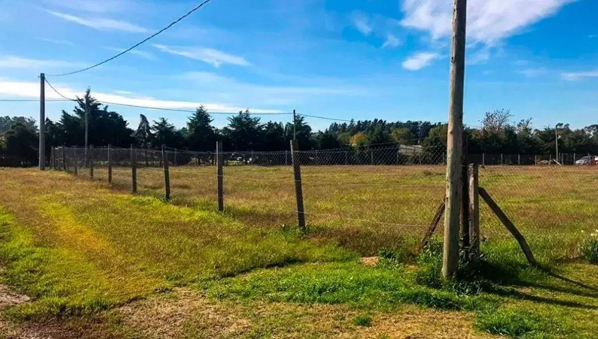 Terreno en venta - 960 mts2 - Los Hornos 8