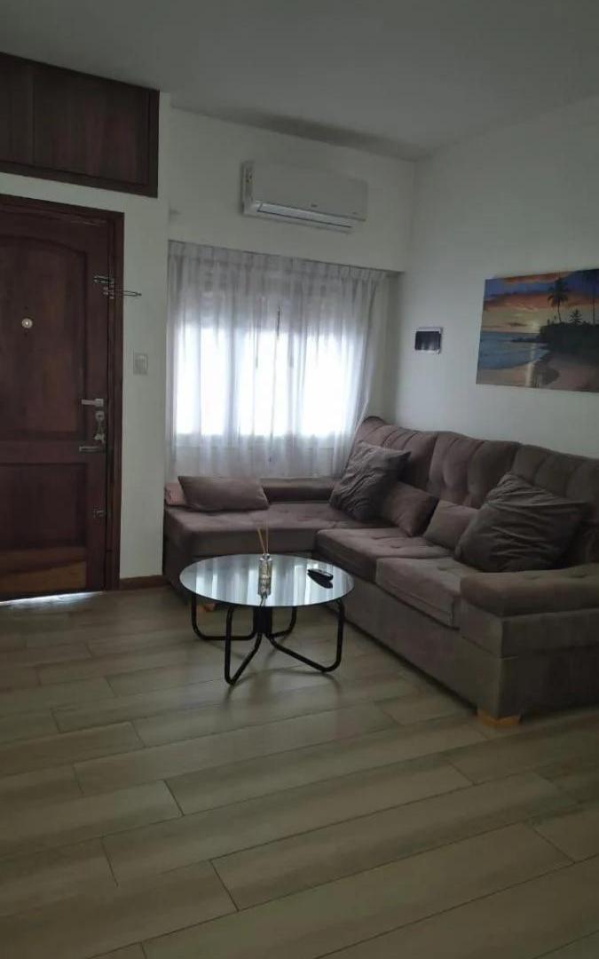 Casa en venta - 2 Dormitorios 1 Baño - Piñeyro