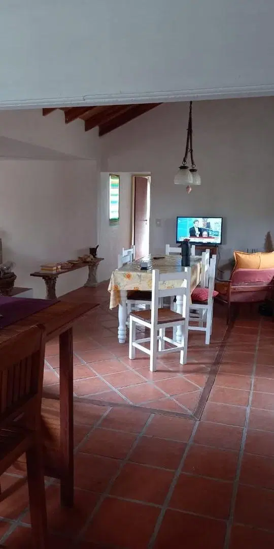 Casa en venta - 2 Dormitorios 1 Baño - Cochera - 1.200Mts2 - Córdoba 5