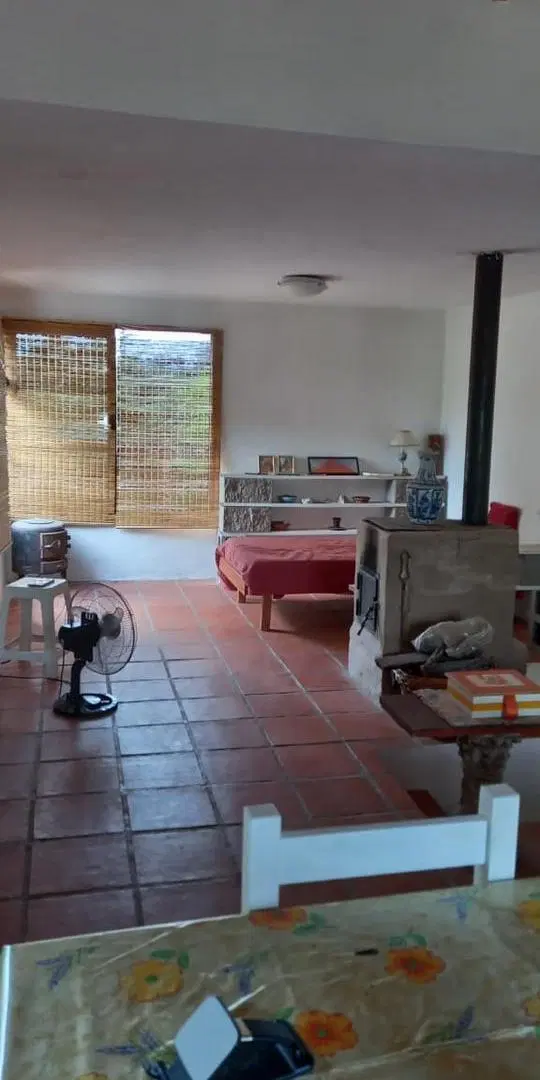 Casa en venta - 2 Dormitorios 1 Baño - Cochera - 1.200Mts2 - Córdoba 3