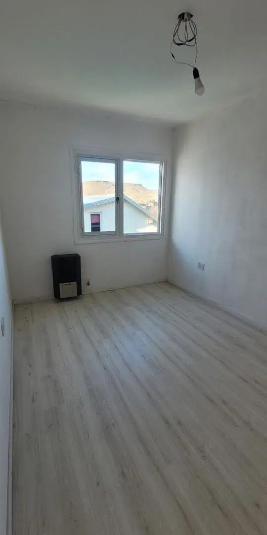 Casa duplex en venta - 2 dormitorios 1 baño - en construcción - 55mts2 - Junin De Los Andes 2