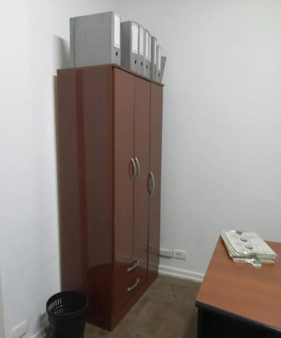 Oficina en alquiler - 2 Despachos 4 Baños - 38Mts2 - Monserrat