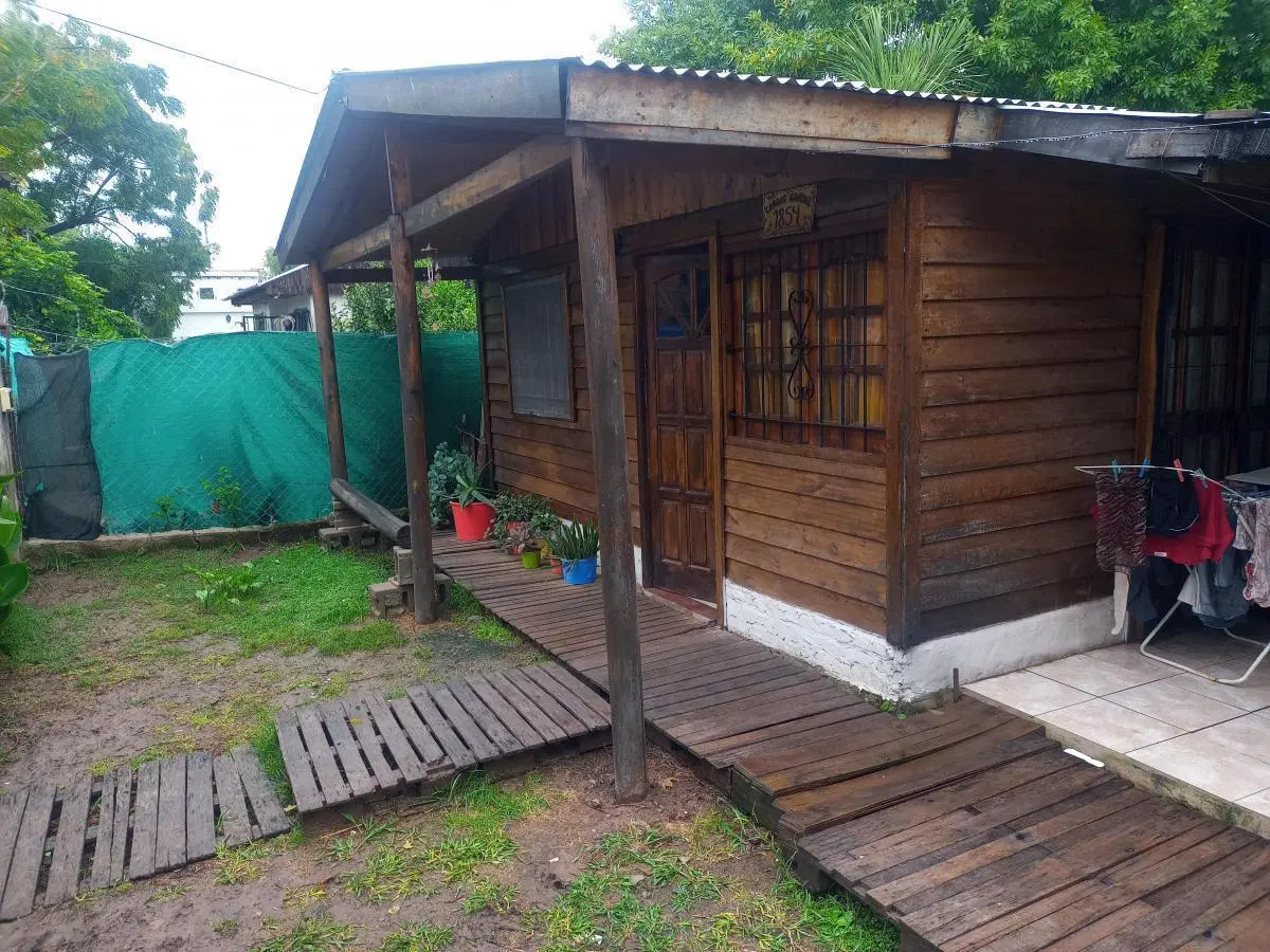Casa en venta - 2 Dormitorios 1 Baño - Cochera - 300Mts2 - San Miguel 4