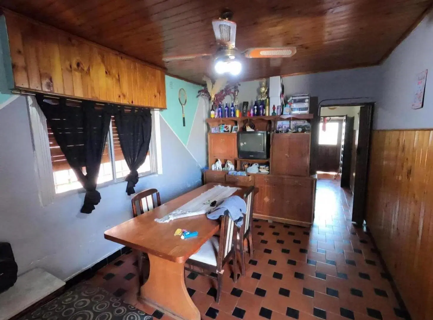 Casa en venta - 3 Dormitorios 2 Baños - 300Mts2 - Rafael Castillo 2
