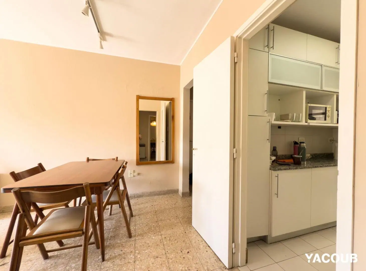 Departamento en venta - 2 dormitorios 1 baño 1 cochera - 55 mts2 - La Plata 2