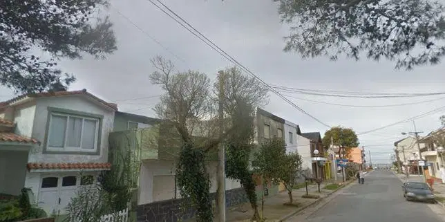 Departamento en venta - 2 Dormitorios 1 Baño - 70Mts2 - Mar de Ajó 3