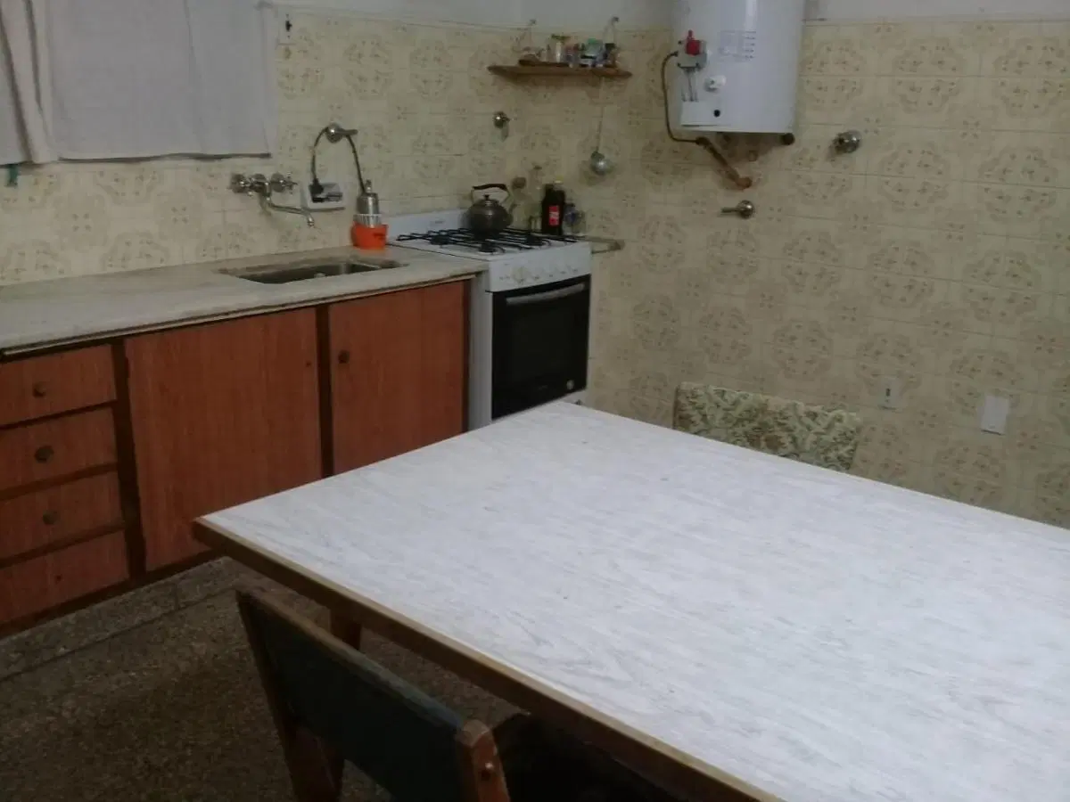 Casa en venta - 5 Dormitorios 5 Baños - Cochera - 300Mts2 - La Falda, Córdoba 2