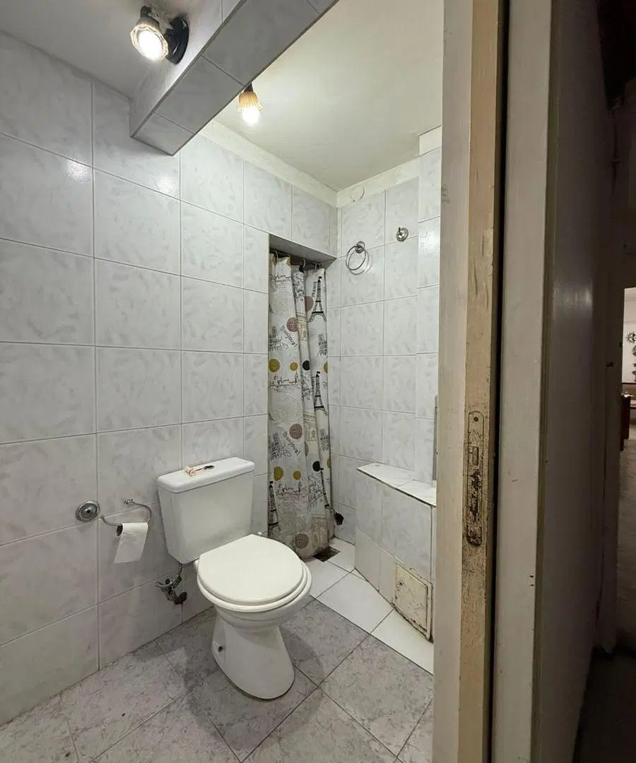 PH en venta - 4 Dormitorios 4 Baños - La Plata 3