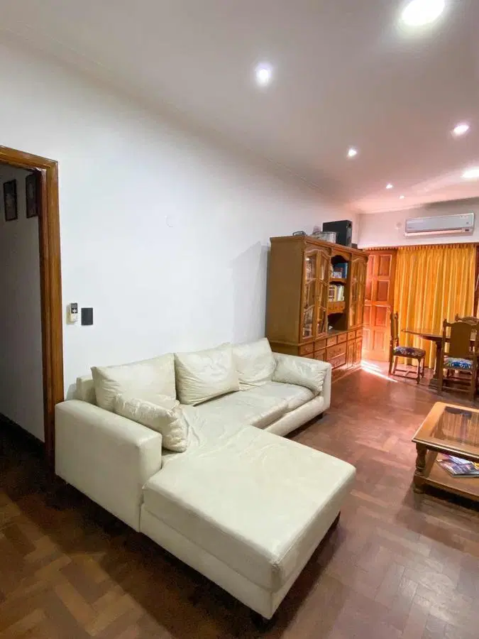 PH en venta - 4 dormitorios 2 baños - 160mts2  - Adrogue 2