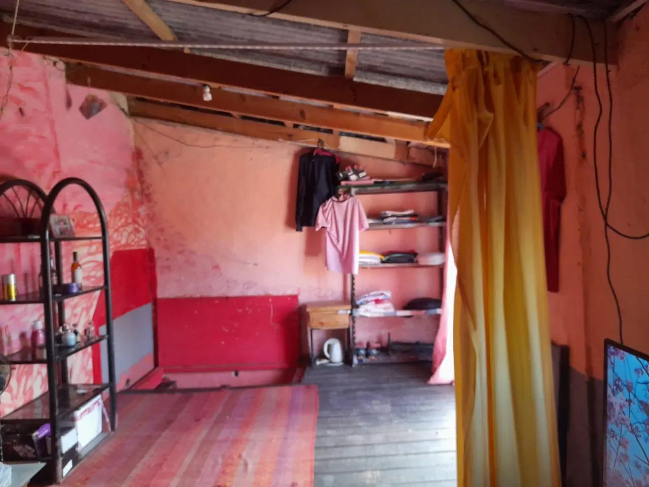 Casa en venta - 2 Dormitorios 1 Baño - 200Mts2 - Manuel B. Gonnet 8