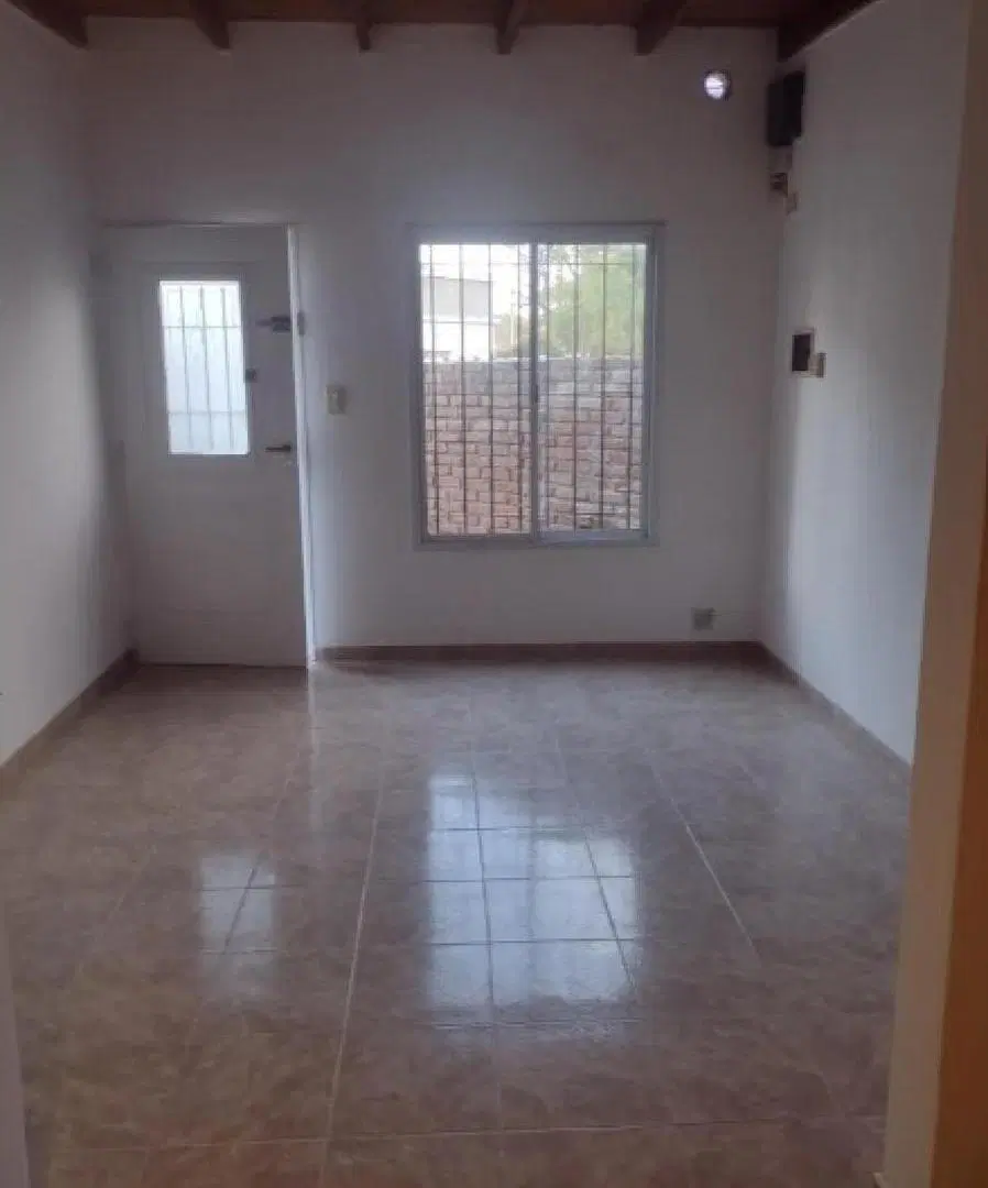PH en venta - 1 Dormitorio 1 Baño - Cochera - Monte Grande 3