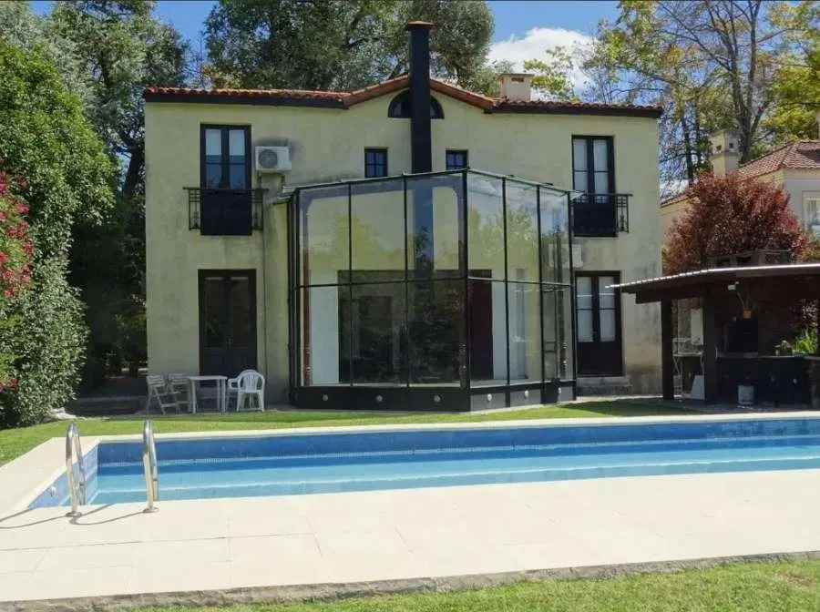 Casa en venta - 4 Dormitorios 6 Baños - 900Mts2 - Luján 4