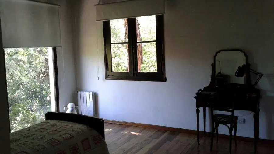 Casa en venta - 4 Dormitorios 6 Baños - 900Mts2 - Luján 2