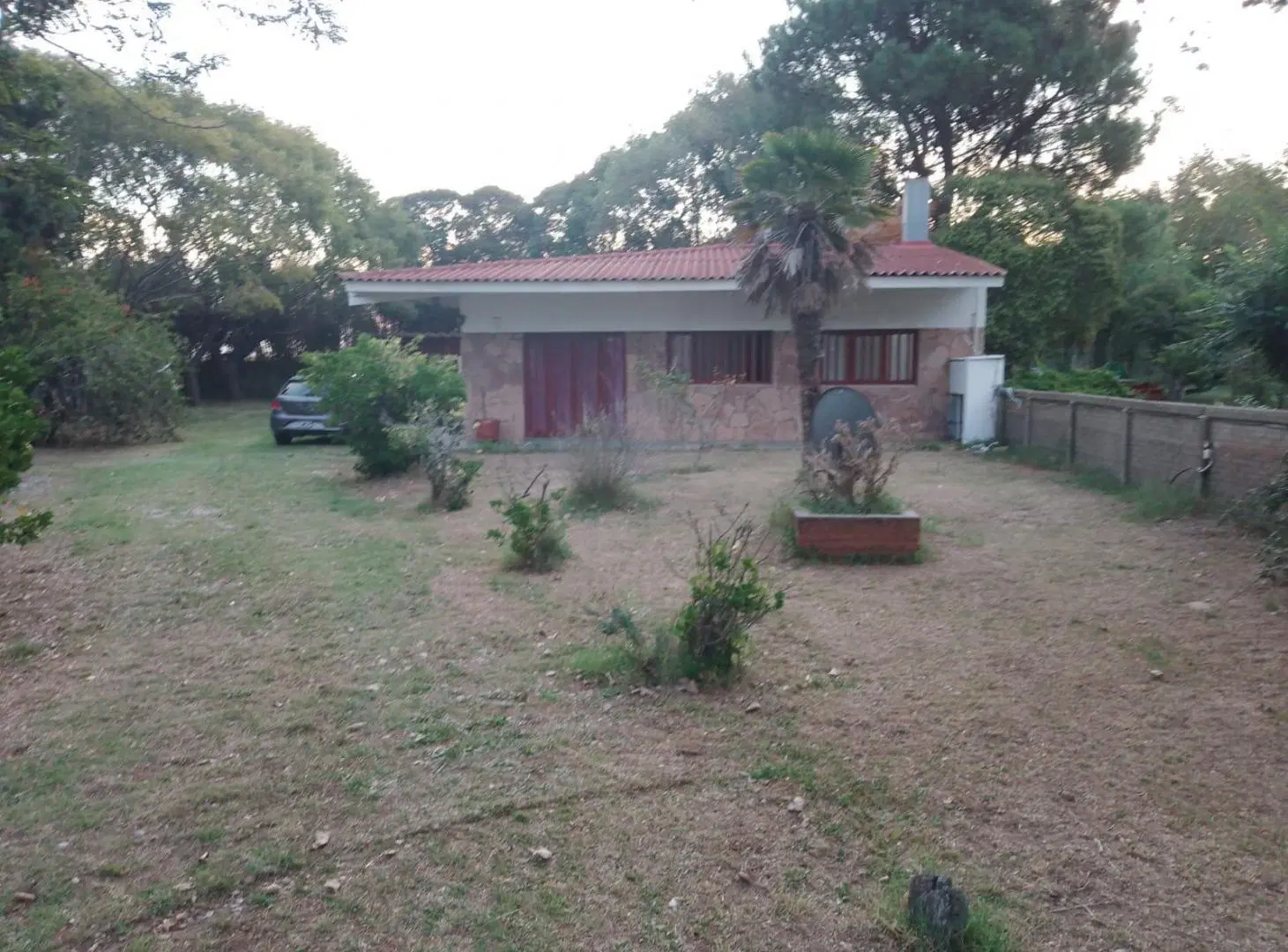 Casa en venta - 3 dormitorios 2 baños - 150mts2 - Las Toninas 4