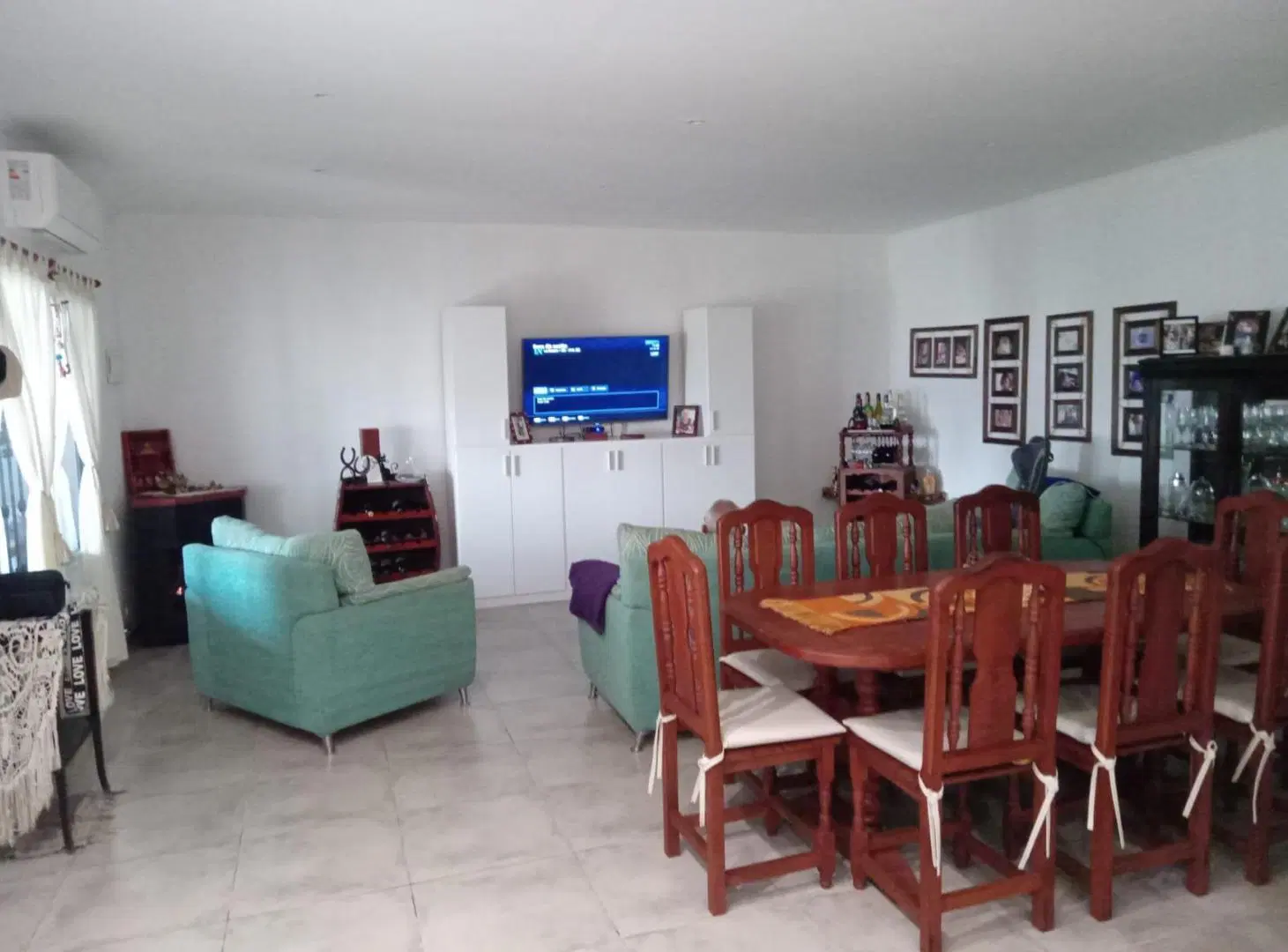 Casa en venta - 2 Dormitorios 1 Baño - Cochera - 300Mts2 - Villa Parque Sicardi, La Plata 2