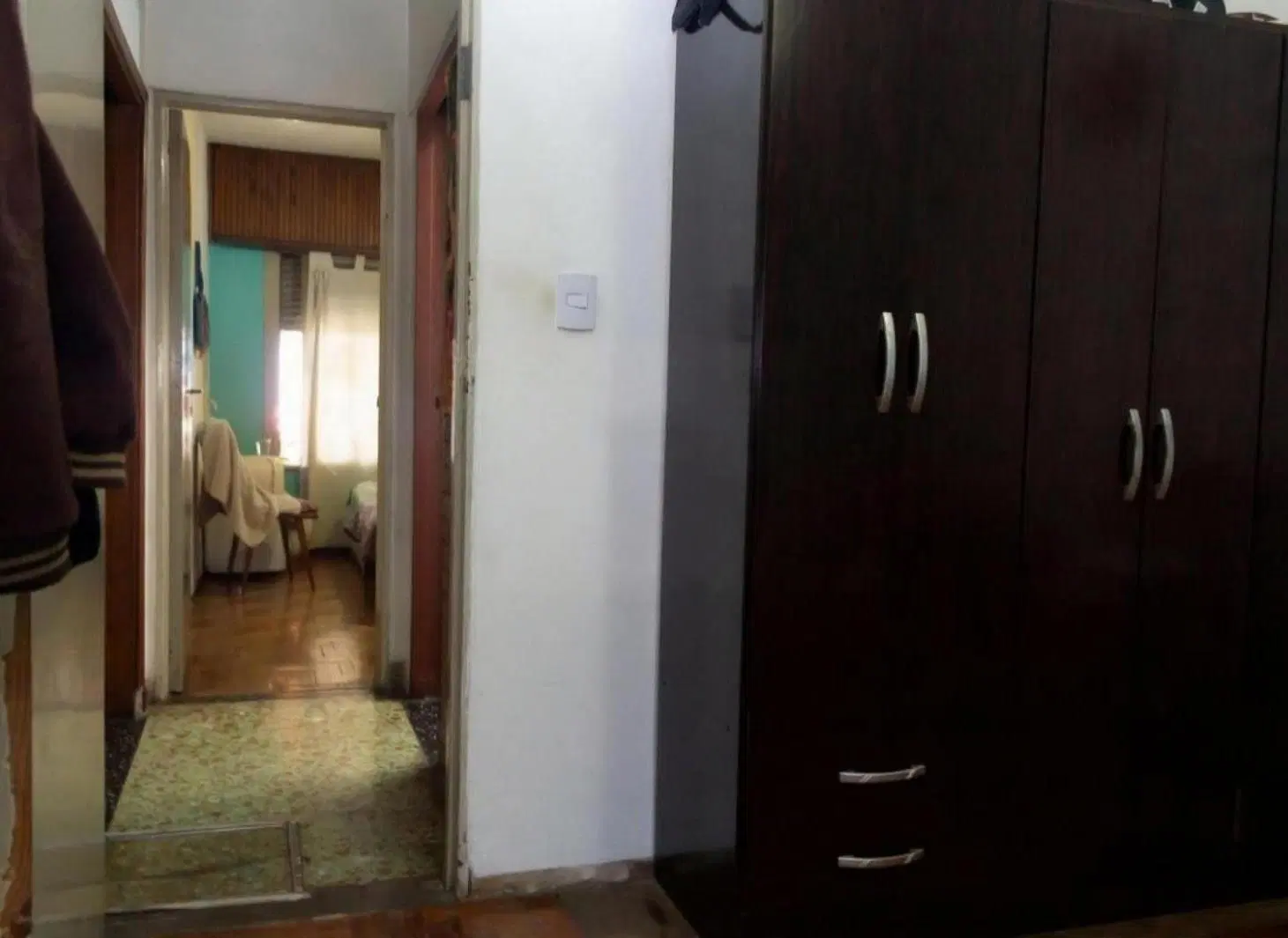 Casa multifamiliar en venta - 2 Dormitorios 1 Baño - Caseros 2